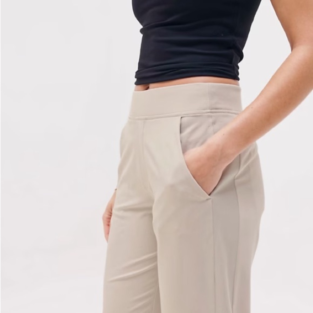Athleta Brooklyn Mid Rise Ankle Pant Abalone Tan Size 12 - Picture 2 of 13